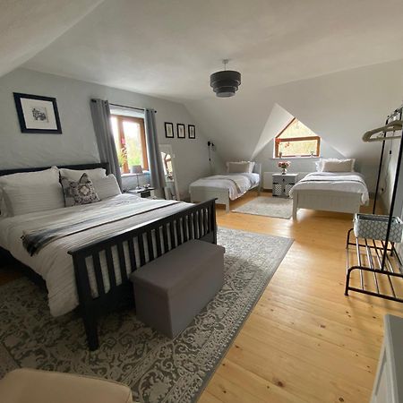 Salmon Weir Lodge 콩 외부 사진
